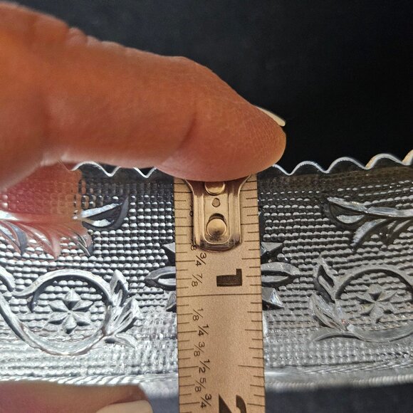 Vintage Duncan & Miller Sandwich Pattern Pressed Glass Peanut Shaped Celery Tray - Picture 10 of 12